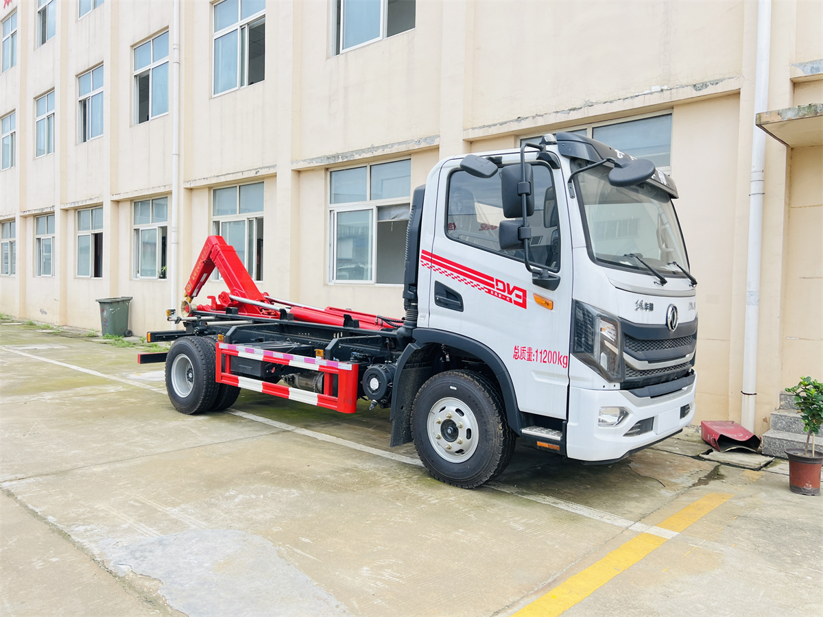 10方東風華神T3 3800軸距勾臂垃圾車